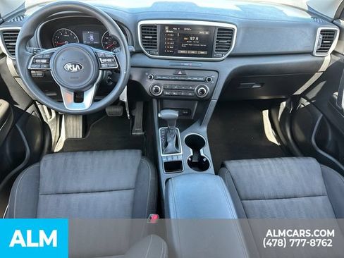 Used 2022 Kia Sportage LX AWD/4WD image 27