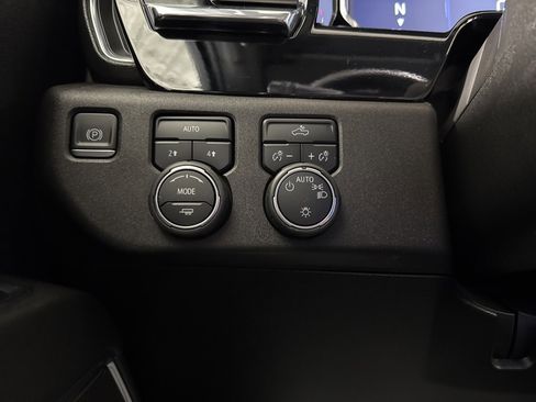 Used 2023 Chevrolet Silverado 1500 LT w/ Protection Package image 20