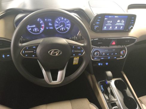 Used 2020 Hyundai Santa Fe SE FWD image 22