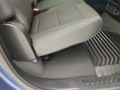 Used 2024 Chevrolet Silverado 1500 Custom RWD image 30