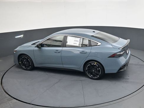 New 2026 Nissan Sentra SR image 31