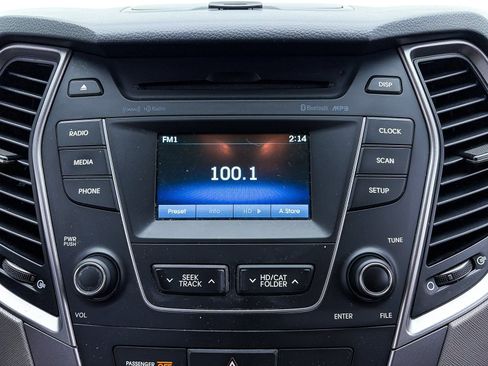 Used 2015 Hyundai Santa Fe Sport w/ Option Group 02 image 17