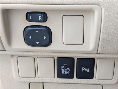 Used 2014 Lexus ES 350 w/ Premium Package FWD image 12