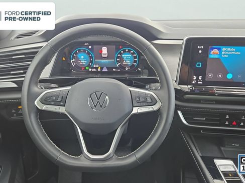 Used 2024 Volkswagen Atlas Cross Sport SE AWD/4WD image 11