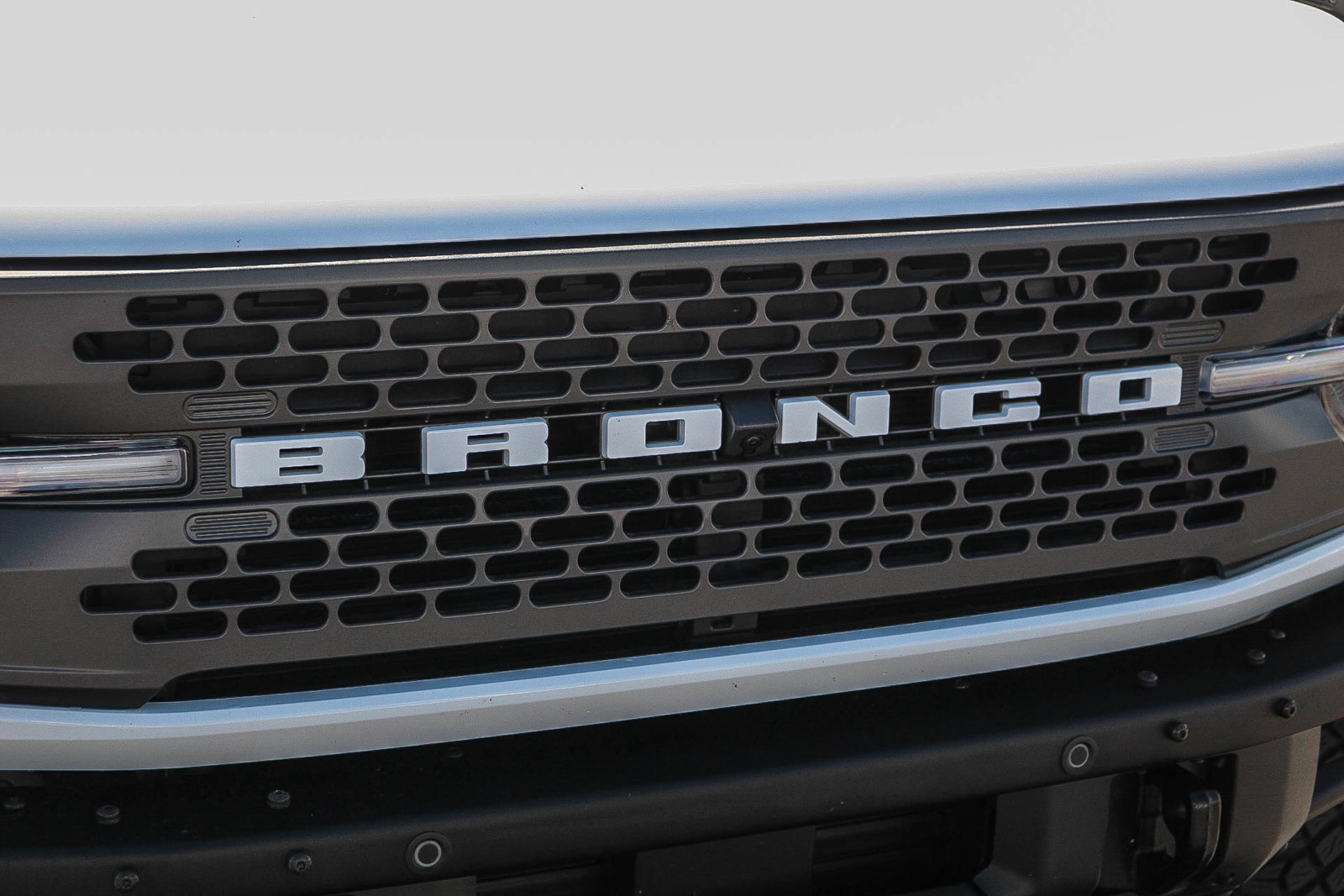 Certified 2023 Ford Bronco Badlands w/ Sasquatch Package AWD/4WD image 6