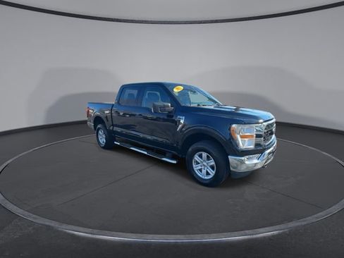 Used 2021 Ford F150 XLT w/ Equipment Group 301A Mid image 3