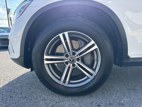 Used 2020 Mercedes-Benz GLC 300 4MATIC image 5
