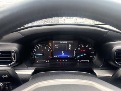 Certified 2022 Ford Explorer XLT w/ Equipment Group 202A image 31