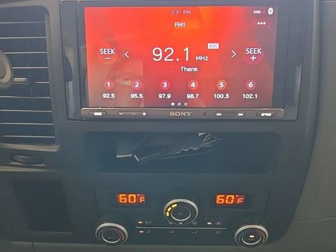 Used 2019 Nissan NV 3500 SL RWD image 9