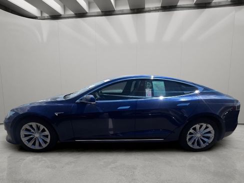 Used 2017 Tesla Model S 75D AWD/4WD image 4