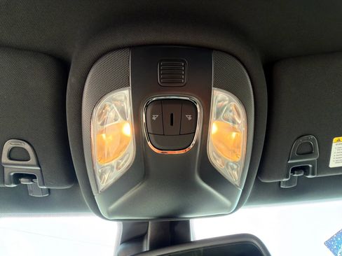 Used 2025 Jeep Compass Latitude w/ Altitude Special Edition AWD/4WD image 27
