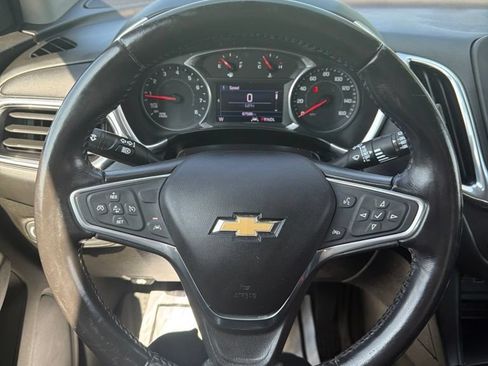 Used 2020 Chevrolet Equinox LT w/ Driver Convenience Package FWD image 13