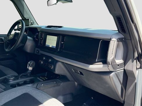 Used 2022 Ford Bronco 4-Door AWD/4WD image 26