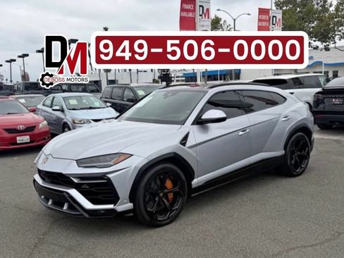Used 2020 Lamborghini Urus AWD/4WD image 1