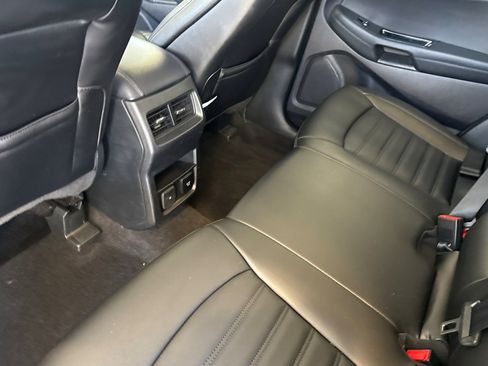 Used 2019 Ford Edge SEL w/ Equipment Group 201A FWD image 28