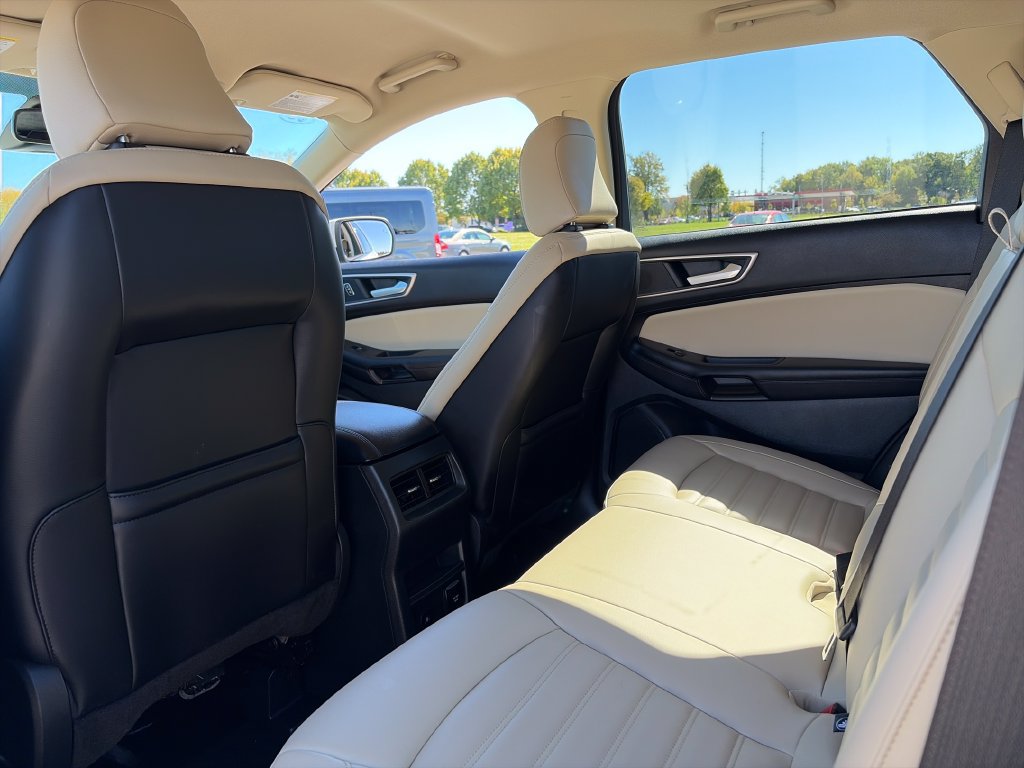Used 2024 Ford Edge SEL w/ Convenience Package AWD/4WD image 26