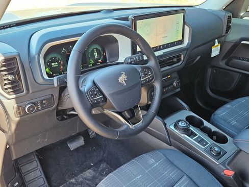 New 2025 Ford Bronco Sport Heritage w/ Convenience Package AWD/4WD image 13