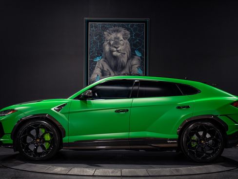 Used 2023 Lamborghini Urus Performante AWD/4WD image 44