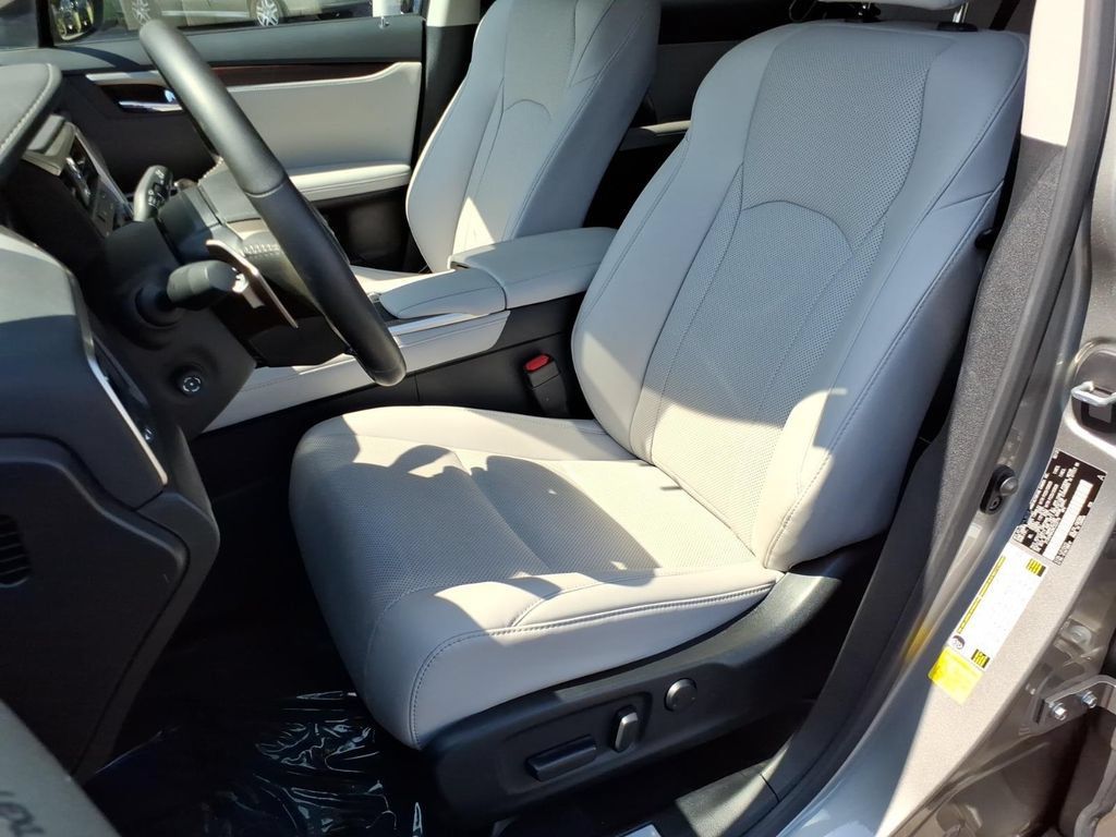 Used 2022 Lexus RX 350 AWD w/ Premium Package image 20