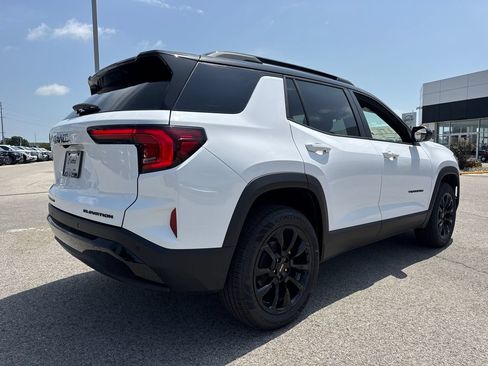 New 2027 GMC Terrain Elevation w/ Elevation Premium Package AWD/4WD image 7