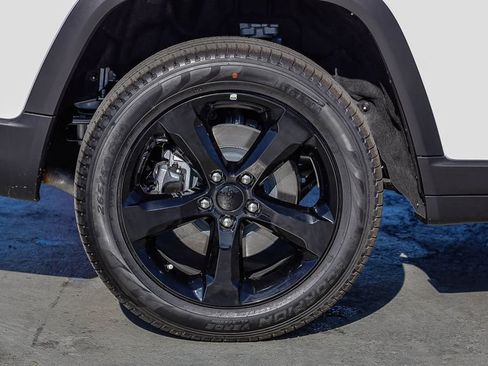 New 2026 Jeep Grand Cherokee L Limited image 11