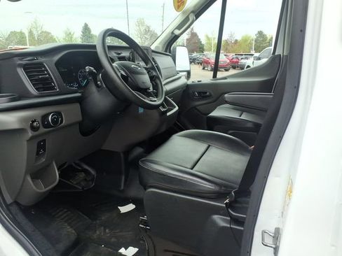 Used 2025 Ford Transit 250 148 Medium Roof RWD image 12