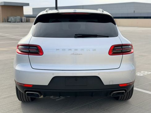 Used 2017 Porsche Macan AWD/4WD image 9