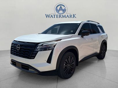New 2026 Nissan Pathfinder SL w/ SL Premium Package