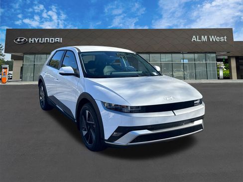 New 2026 Hyundai Ioniq 5 SEL image 3