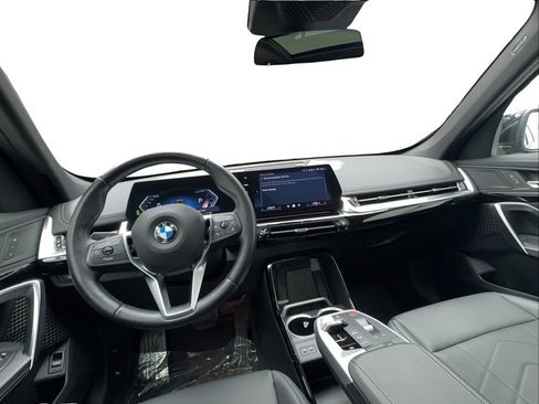Used 2025 BMW X1 xDrive28i AWD/4WD image 35