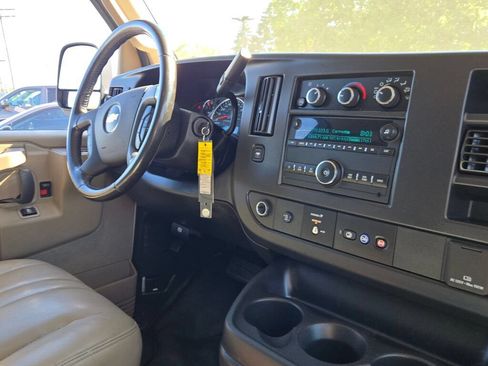Used 2021 Chevrolet Express 2500 w/ Safety Package RWD image 8