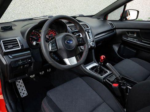 Used 2017 Subaru WRX Premium image 2