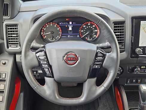 Used 2023 Nissan Frontier PRO-4X w/ Pro-4X Premium Package image 17