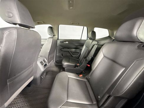 Used 2019 Volkswagen Atlas SE w/ Towing Package image 30