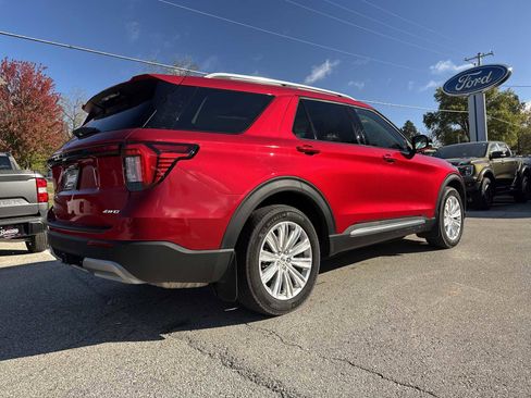 Used 2025 Ford Explorer Platinum w/ LUX Leather Package image 6