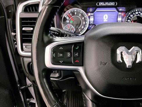 Used 2020 RAM 1500 Big Horn AWD/4WD image 12