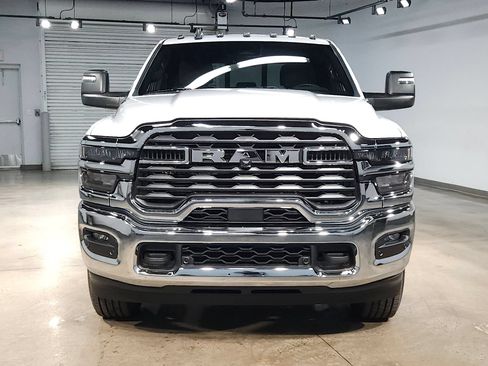 Used 2025 RAM 2500 Tradesman AWD/4WD image 2