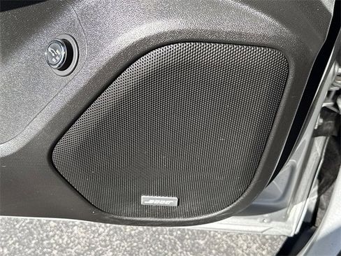 Used 2018 GMC Acadia Denali w/ Technology Package image 25