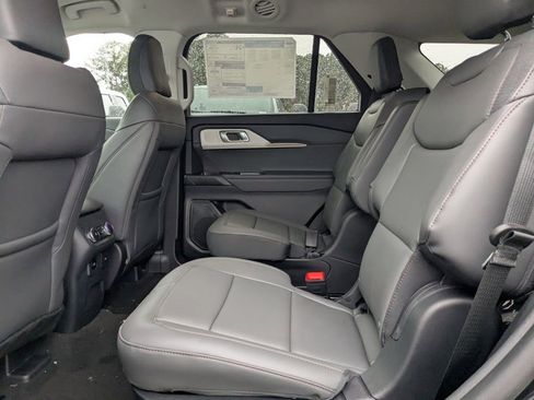 New 2026 Ford Explorer Active w/ Active Comfort Package image 15