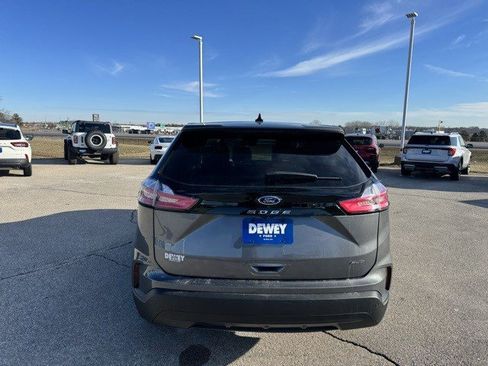 Used 2021 Ford Edge SE image 7
