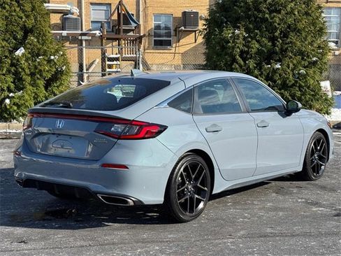 Certified 2023 Honda Civic Sport Touring image 3