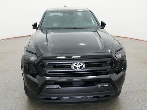Used 2026 Toyota Tacoma SR5 AWD/4WD image 37