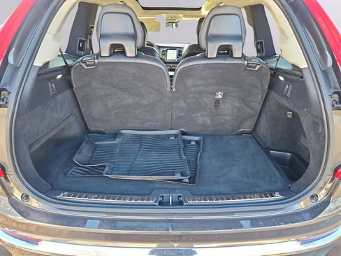 Used 2023 Volvo XC90 B6 Plus w/ Protection Package image 37