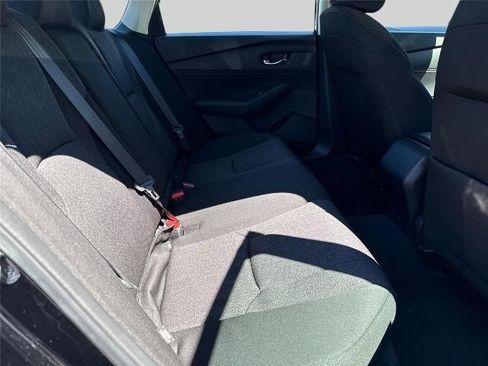 Used 2023 Honda Accord LX image 21