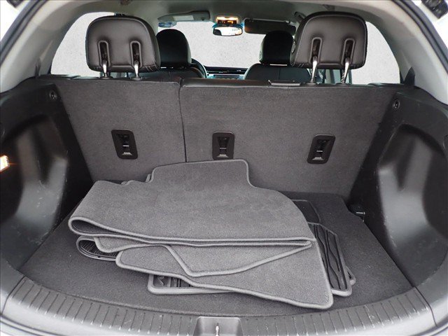 Used 2023 Chevrolet Bolt LT w/ Infotainment Package FWD image 8