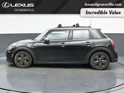 Used 2022 MINI Cooper 4-Door Hardtop image 5