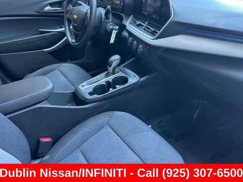 Used 2024 Chevrolet Trax LS w/ Driver Confidence Package FWD image 19