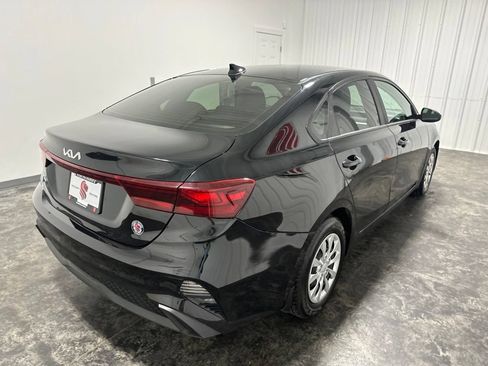 Used 2024 Kia Forte LX FWD image 6