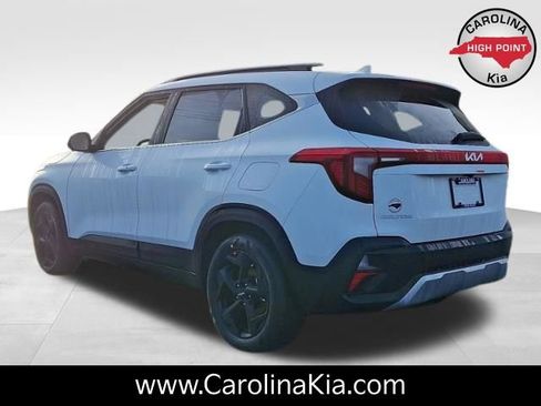New 2026 Kia Seltos EX image 3