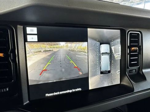 Used 2022 Ford Bronco Badlands w/ Sasquatch Package AWD/4WD image 25